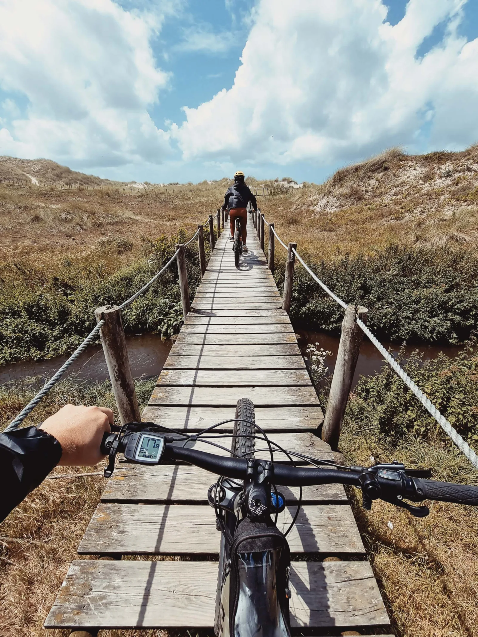 E-Bike Wild Tour — City, Mountain & Coastal Trails – image 10