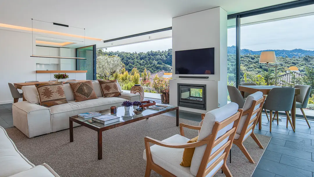 Casa de Cima – luxury villa in Lisbon, Portugal – image 4