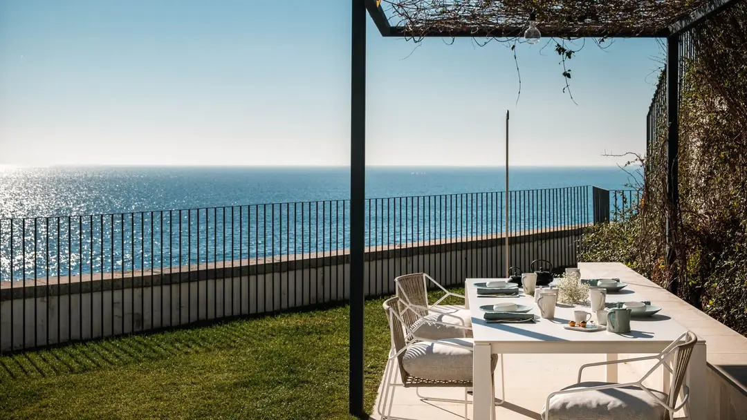 Villa Laura – luxury villa in Lisbon, Portugal – image 6