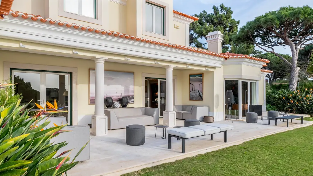 Fairview Villa – luxury villa in Lisbon, Portugal – image 3