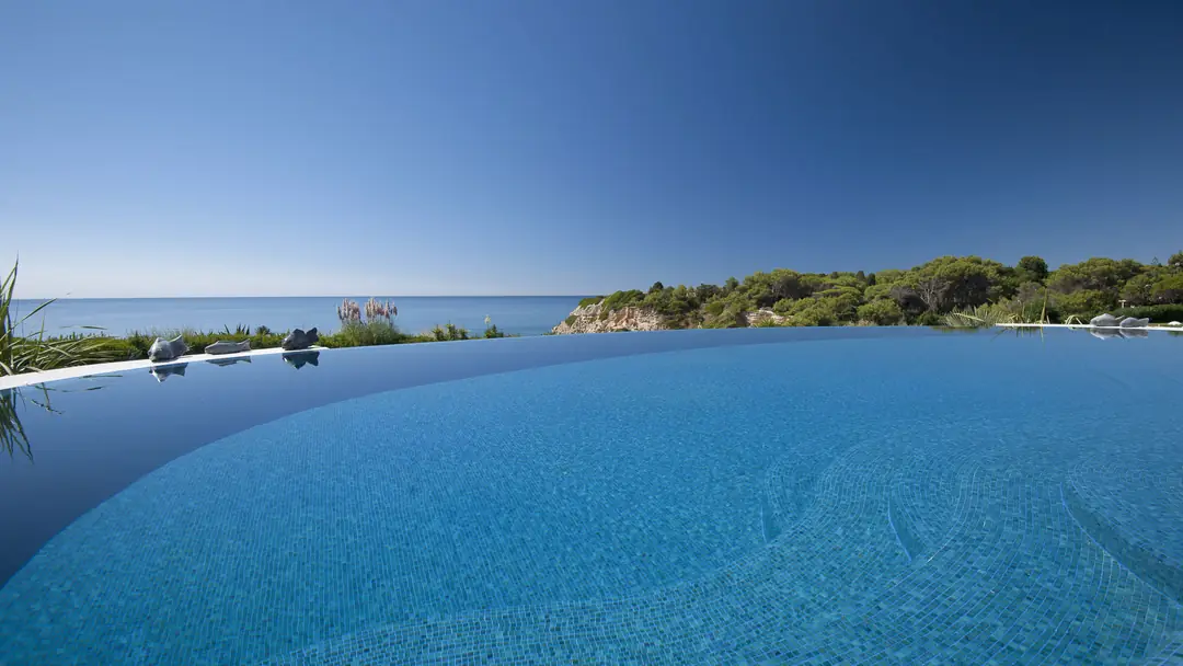 Villa Trevo – luxury villa in Algarve, Portugal – image 4