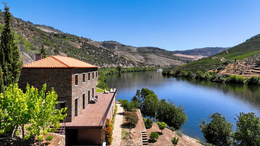 Casa do Rolapipas – luxury villa in Douro Valley, Portugal – image 2