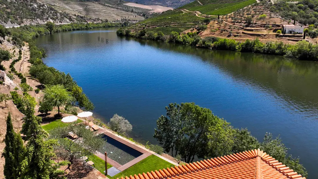 Casa do Rolapipas – luxury villa in Douro Valley, Portugal – image 3