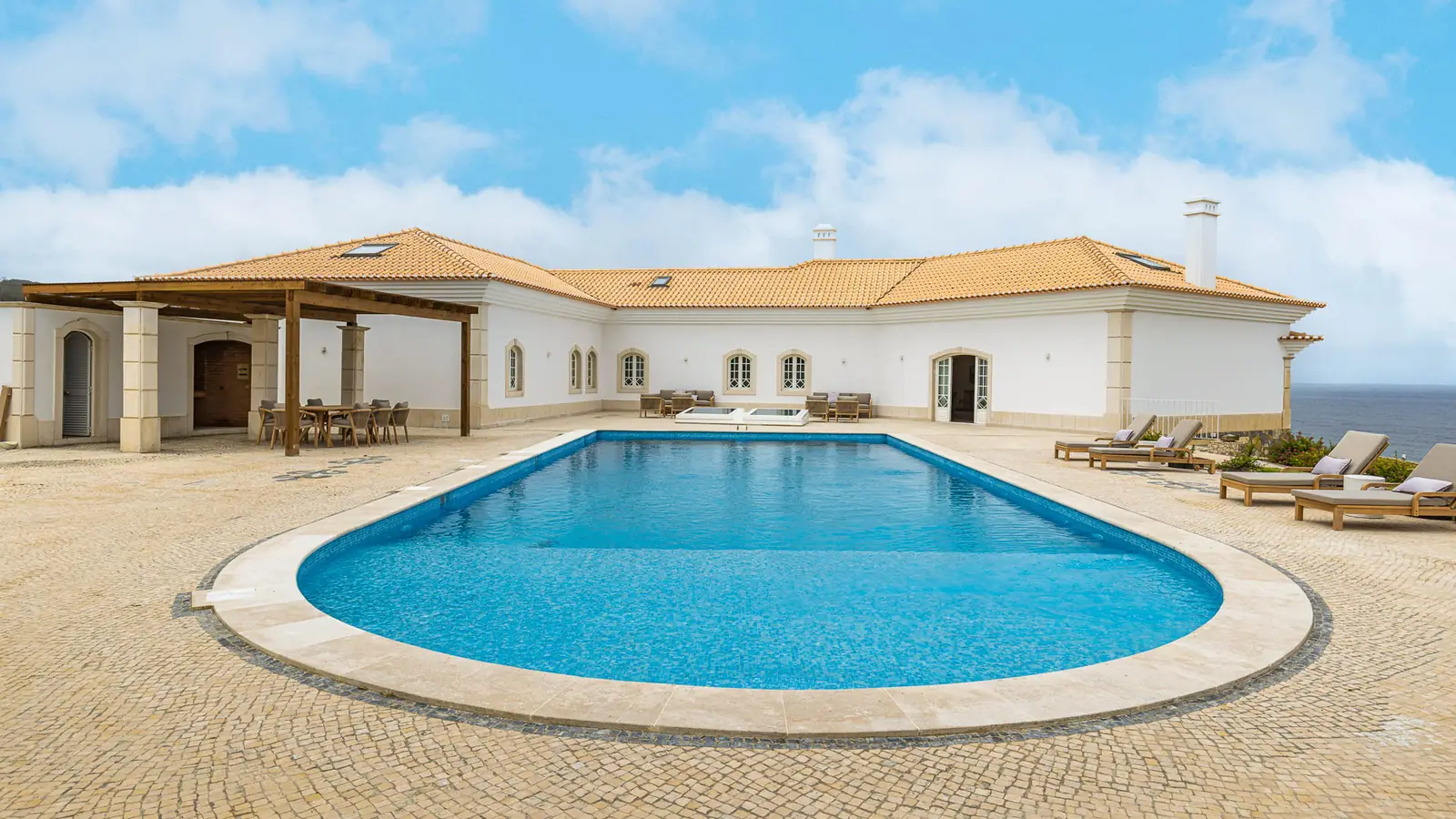 Casa do Moinho – luxury villa in Lisbon, Portugal – image 1