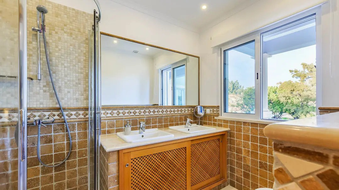 Encosta do Lago 5 – luxury villa in Algarve, Portugal – image 20