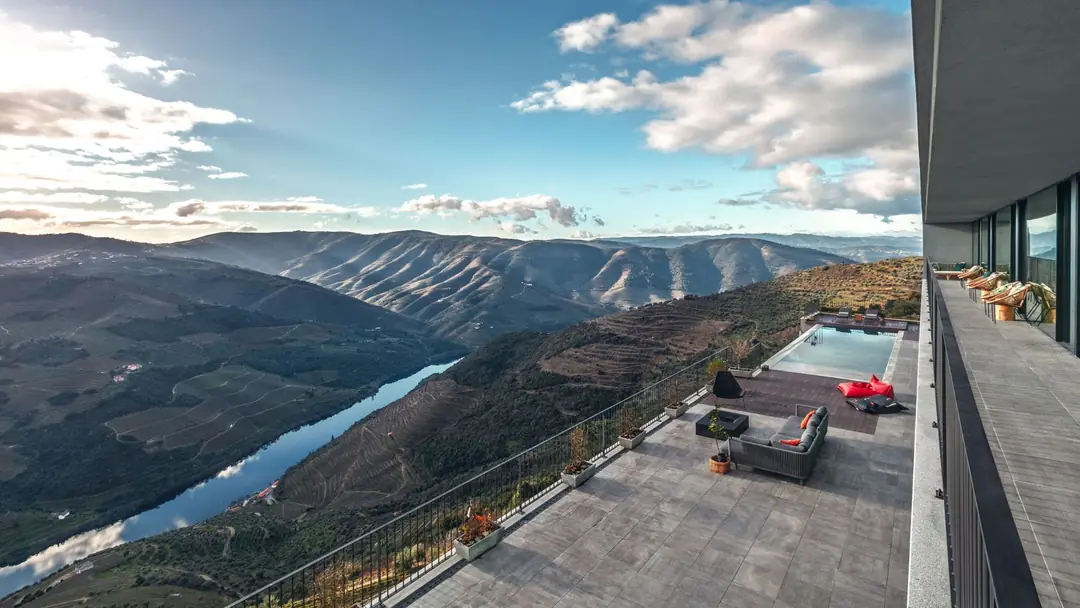 Encostas da Baronesa – luxury villa in Douro Valley, Portugal – image 5
